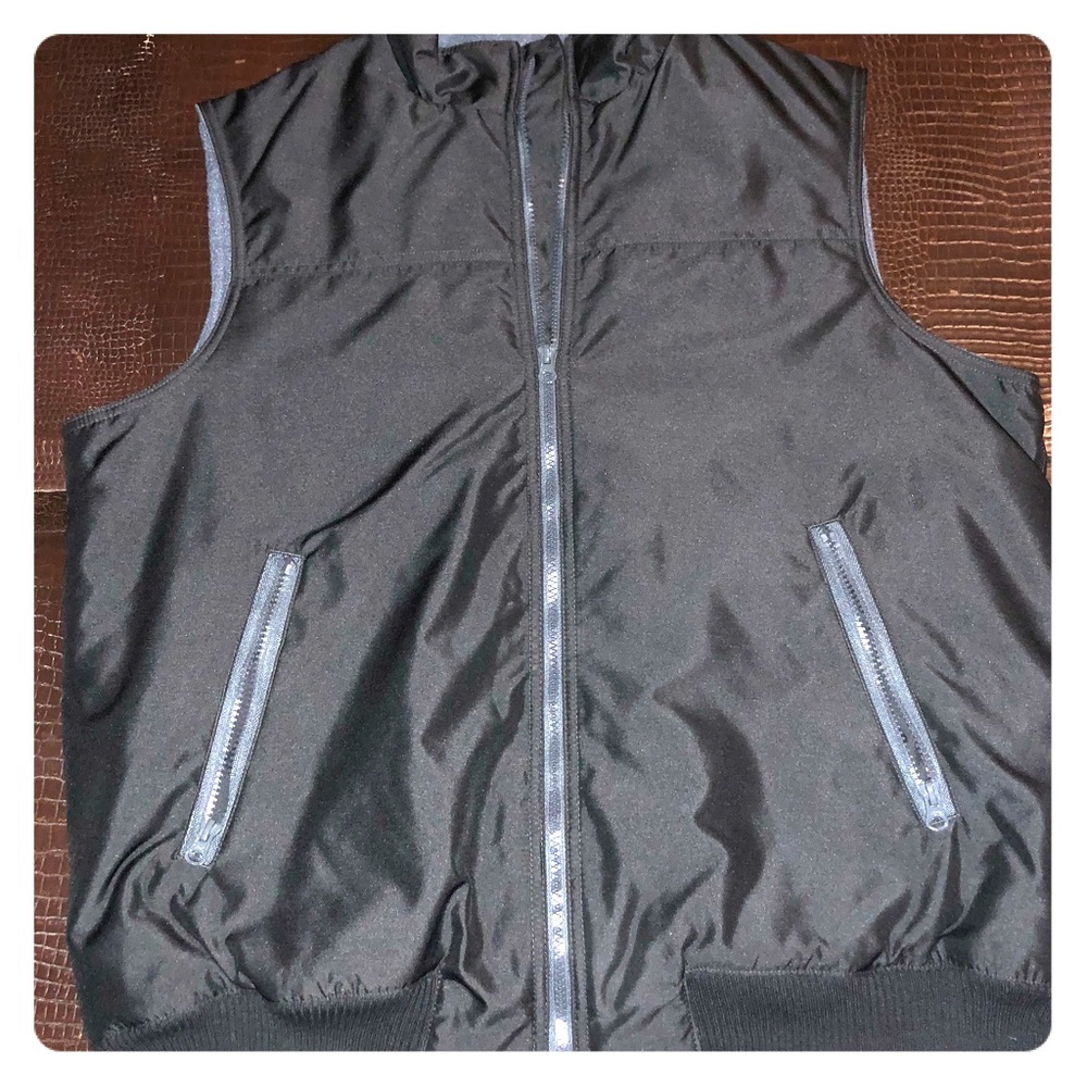 Chaps Men’s Fleece Lined Vest
